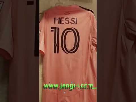 En JEOGM.COM las mejores camisetas de fútbol 👌⚽  #futbol #camisetaspersonalizadas #deporte