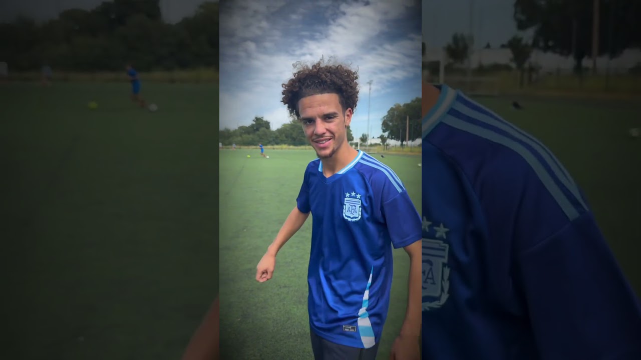 5 contrôles d’affilées à la perfection…! 🤯‼️ #football #skills #controle